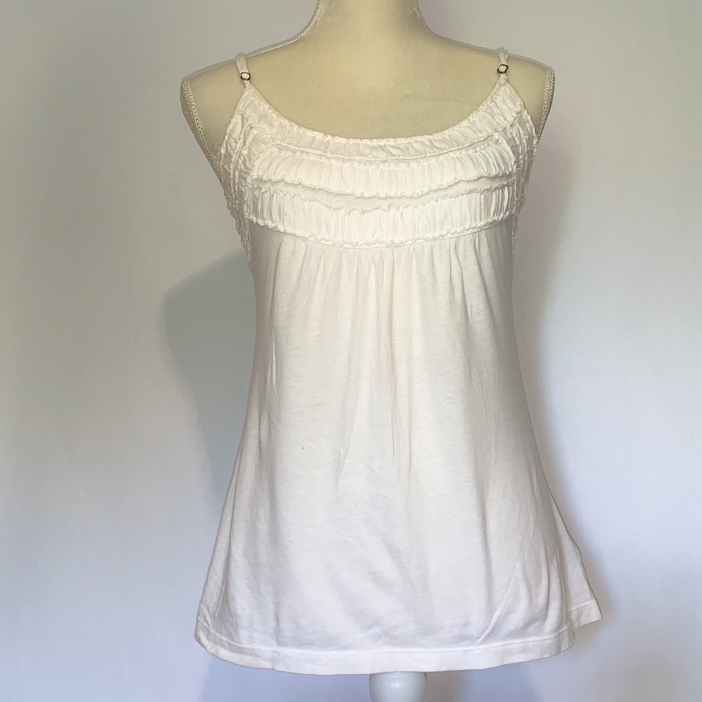 White ruffled cami size medium